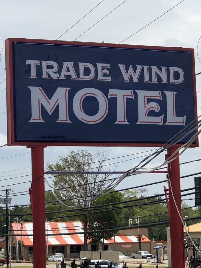 Trade Wind Motel Jacksonville Bagian luar foto